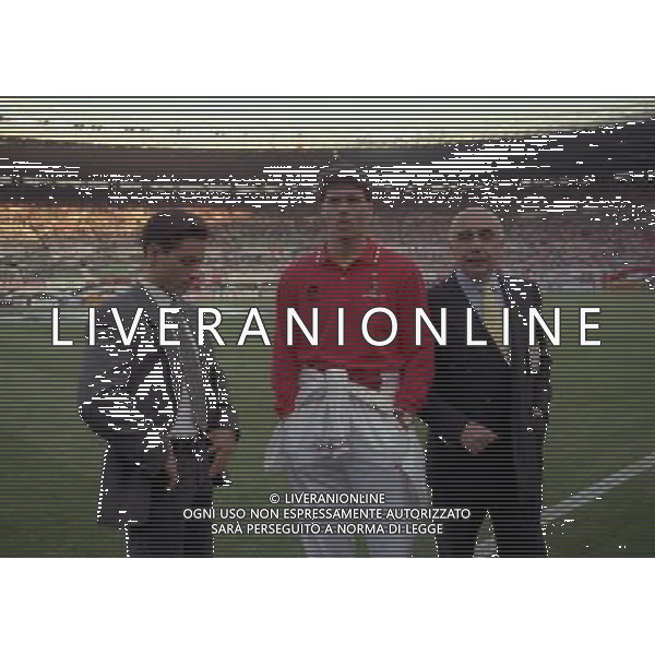 24-05-1995 VIENNA FINALE DI CHAMPIONS LEAGUE MILAN AJAX 0-1 NELLA FOTO PIERSILVIO BERLUSCONI CON MARCO VAN BASTEN E ADRIANO GALLIANI AG ALDO LIVERANI SAS