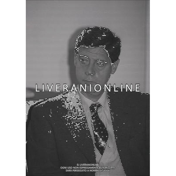 1993-1994 PRESENTAZIONE DEL NUOVO ALLENATO DELL\'INTER GIAMPIERO MARINI NELLA FOTO ROBERTO TAVECCHIO VICE PRESIDENTE INTER AG ALDO LIVERANI SAS