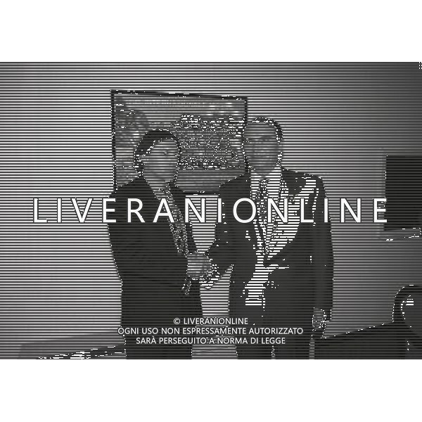1993-1994 PRESENTAZIONE DEL NUOVO ALLENATO DELL\'INTER GIAMPIERO MARINI NELLA FOTO GIAMPIERO MARINI CON ERNSTO PELLEGRINI AG ALDO LIVERANI SAS