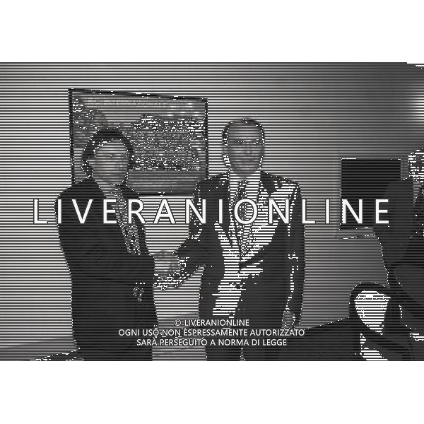 1993-1994 PRESENTAZIONE DEL NUOVO ALLENATO DELL\'INTER GIAMPIERO MARINI NELLA FOTO GIAMPIERO MARINI CON ERNESTO PELLEGRINI AG ALDO LIVERANI SAS