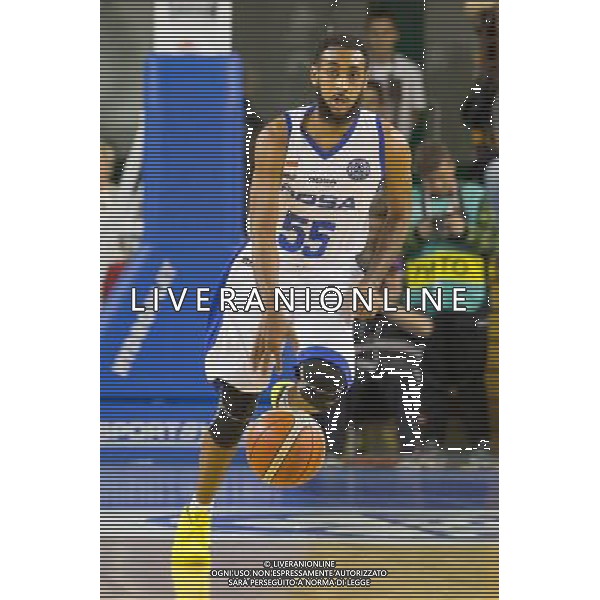 24.10.2017, Radom, koszykowka, Liga Mistrzow, Basketball Champions League, Rosa Radom - Umana Reyer Venezia, Ryan Harrow (Rosa), fot. Tomasz Jastrzebowski / Foto Olimpik / NEWSPIX.PL --- Newspix.pl AG ALDO LIVERANI SAS