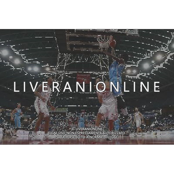 Lega Basket serie A Victoria Libertas Pesaro - Vanoli Basket Cremona 29/10/2017 nella foto: Sims Henry Â©Claudio Zamagni/Agenzia Aldo Liverani Sims Henry during basketball match between Victoria Libertas Pallacanestro Pesaro and Vanoli Basket Cremona at Adriatic Arena in Pesaro on October 29 2017 photo credit Claudio Zamagni/Aldo Liverani Photo Agency 
