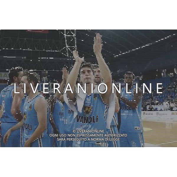 Lega Basket serie A Victoria Libertas Pesaro - Vanoli Basket Cremona 29/10/2017 nella foto: esultanza vanoli cremona Â©Claudio Zamagni/Agenzia Aldo Liverani final exultation vanoli cremona during basketball match between Victoria Libertas Pallacanestro Pesaro and Vanoli Basket Cremona at Adriatic Arena in Pesaro on October 29 2017 photo credit Claudio Zamagni/Aldo Liverani Photo Agency 