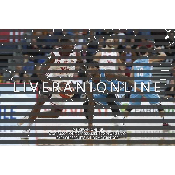 Lega Basket serie A Victoria Libertas Pesaro - Vanoli Basket Cremona 29/10/2017 nella foto: Omogbo Emmanuel Melbourne Landon Â©Claudio Zamagni/Agenzia Aldo Liverani Omogbo Emmanuel Melbourne Landon during basketball match between Victoria Libertas Pallacanestro Pesaro and Vanoli Basket Cremona at Adriatic Arena in Pesaro on October 29 2017 photo credit Claudio Zamagni/Aldo Liverani Photo Agency 