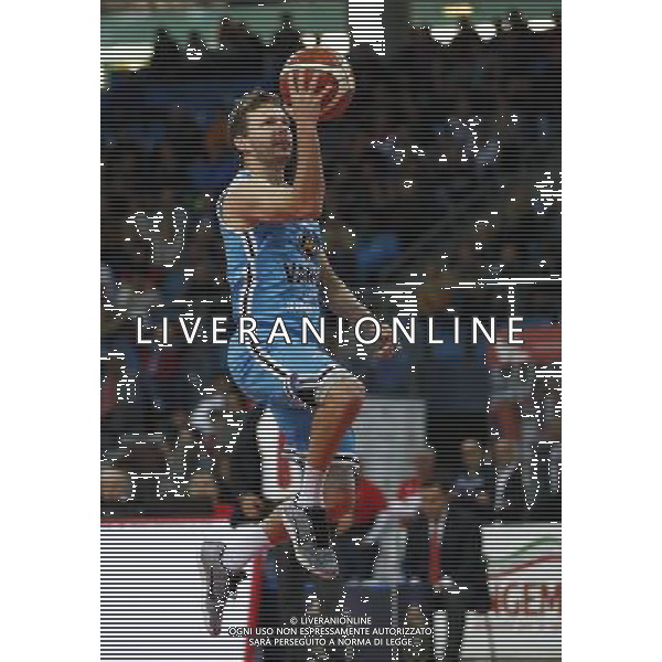 Lega Basket serie A Victoria Libertas Pesaro - Vanoli Basket Cremona 29/10/2017 nella foto: Diener Travis ©Claudio Zamagni/Agenzia Aldo Liverani Diener Travis during basketball match between Victoria Libertas Pallacanestro Pesaro and Vanoli Basket Cremona at Adriatic Arena in Pesaro on October 29 2017 photo credit Claudio Zamagni/Aldo Liverani Photo Agency 