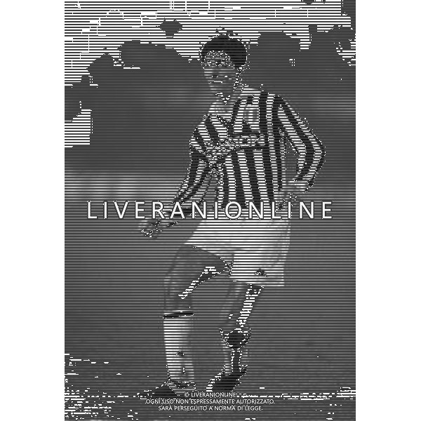 RETROSPETTIVA PAOLO ROSSI CALCIATORE 1984-85 NELLA FOTO PAOLO ROSSI CON LA MAGLIA DELLA JUVENTUS AG ALDO LIVERANI SAS