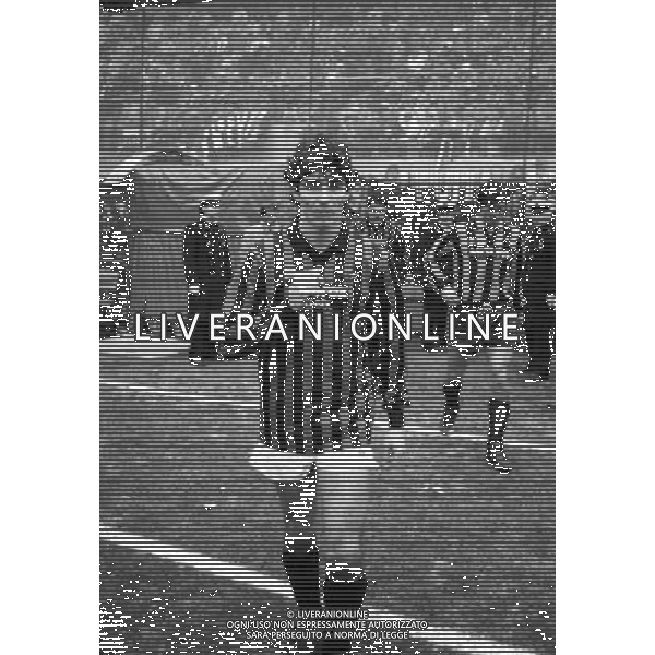 RETROSPETTIVA PAOLO ROSSI CALCIATORE NELLA FOTO PAOLO ROSSI CON LA MAGLIA DEL MILAN AG ALDO LIVERANI SAS 