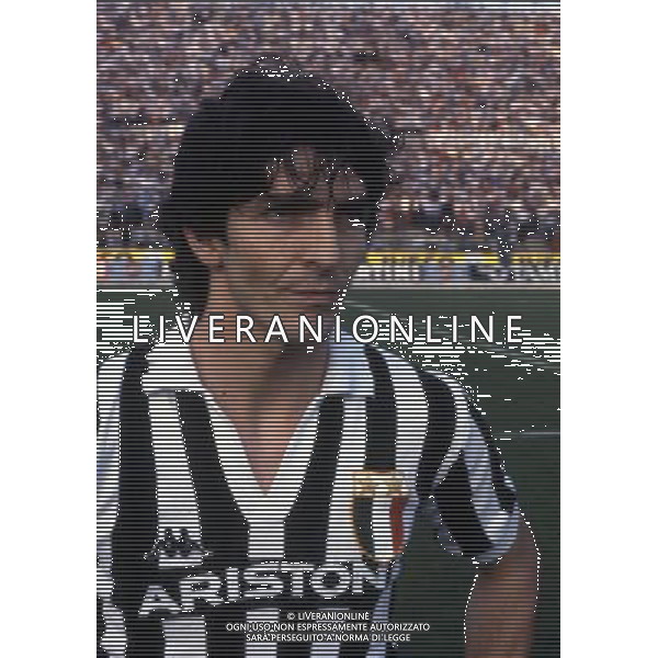 RETROSPETTIVA PAOLO ROSSI CALCIATORE NELLA FOTO PAOLO ROSSI CON LA MAGLIA DELLA JUVENTUS AG ALDO LIVERANI SAS