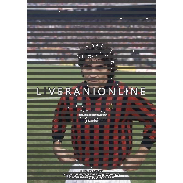RETROSPETTIVA PAOLO ROSSI CALCIATORE NELLA FOTO PAOLO ROSSI CON LAMAGLIA EL MILAN AG ALDO LIVERANI SAS