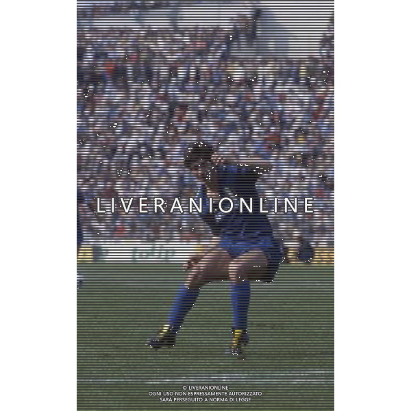 RETROSPETTIVA PAOLO ROSSI CALCIATORE NELLA FOTO PAOLO ROSSI AG ALDO LIVERANI SAS