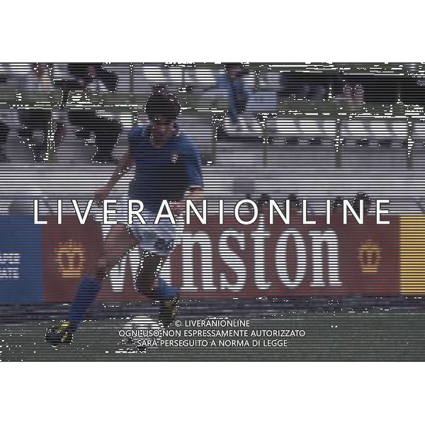 RETROSPETTIVA PAOLO ROSSI CALCIATORE NELLA FOTO PAOLO ROSSI CON LA MAGLIA DELLA NAZIONALE ITALIANA AG ALDO LIVERANI SAS