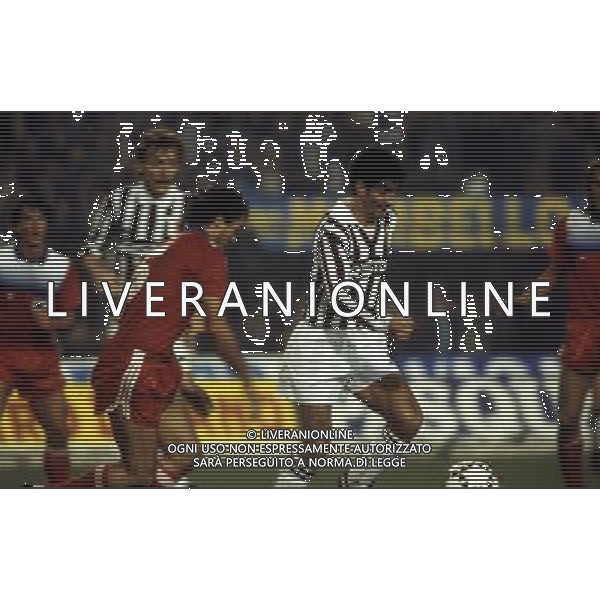 RETROSPETTIVA PAOLO ROSSI CALCIATORE NELLA FOTO PAOLO ROSSI CON LA MAGLIA DELLA JUVENTUS AG ALDO LIVERANI SAS