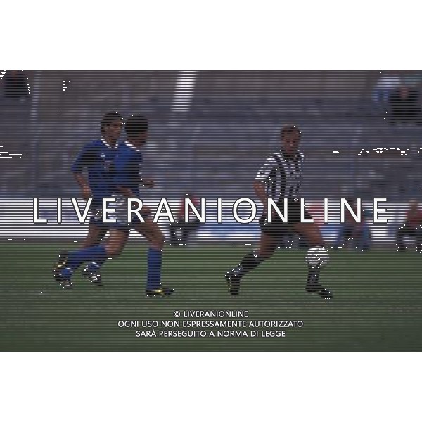 RETROSPETTIVA MAREK KOZMINSKI CALCIATORE NELLA FOTO MAREK KOZMINSKI CON LA MAGLIA DELL\'UDINESE AG ALDO LIVERANI SAS