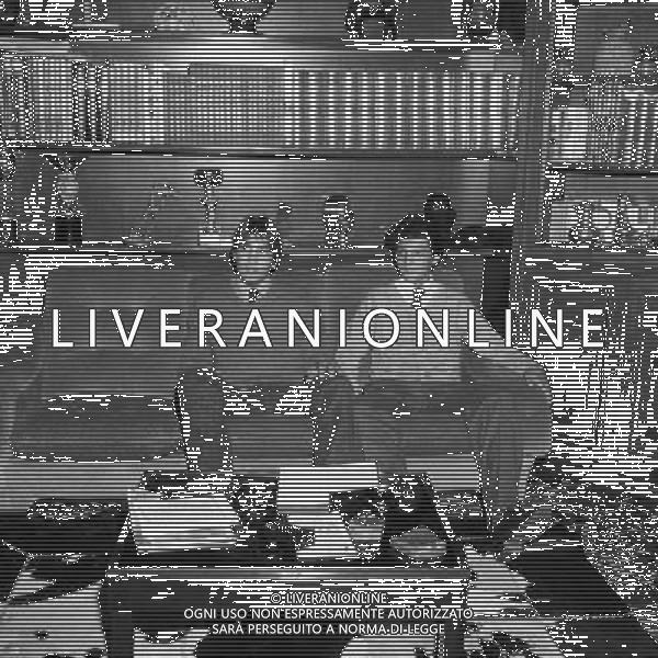 JUAN CARLOS DURAN, pugile argentino naturalizzato italiano - RETROSPETTIVA nella foto il figlio Alessandro e Massimiliano nella loro casa a Ferrara nel 1980 ©ARCHIVIO / AGENZIA ALDO LIVERANI SAS 