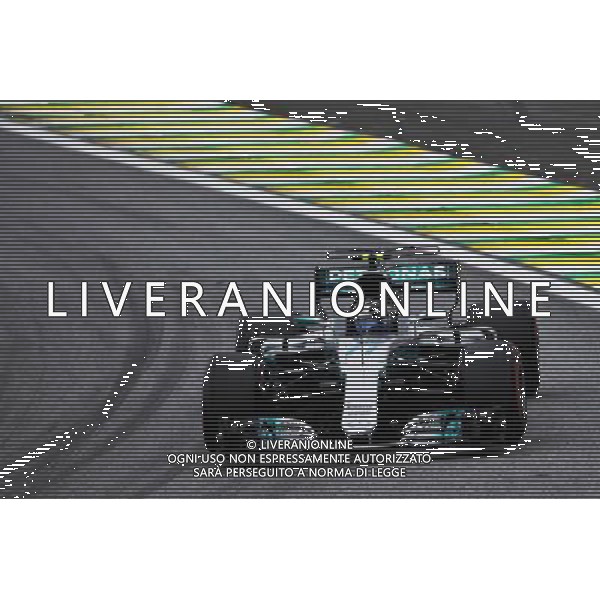 Valtteri Bottas (FIN) Mercedes AMG F1 W08. 11.11.2017. Formula 1 World Championship, Rd 19, Brazilian Grand Prix, Sao Paulo, Brazil, Qualifying Day. - www.xpbimages.com, EMail: requests@xpbimages.com - copy of publication required for printed pictures. Every used picture is fee-liable. Â© Copyright: Moy / XPB Images/Ag. Aldo Liverani s.a.s.