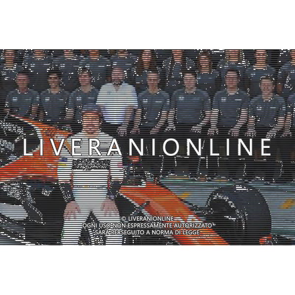 Fernando Alonso (ESP) McLaren at a team photograph. 12.11.2017. Formula 1 World Championship, Rd 19, Brazilian Grand Prix, Sao Paulo, Brazil, Race Day. AG ALDO LIVERANI SAS ONLY ITALY
