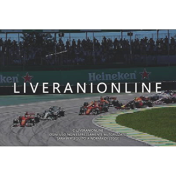 Sebastian Vettel (GER) Ferrari SF70H leads at the start of the race. 12.11.2017. Formula 1 World Championship, Rd 19, Brazilian Grand Prix, Sao Paulo, Brazil, Race Day. AG ALDO LIVERANI SAS ONLY ITALY
