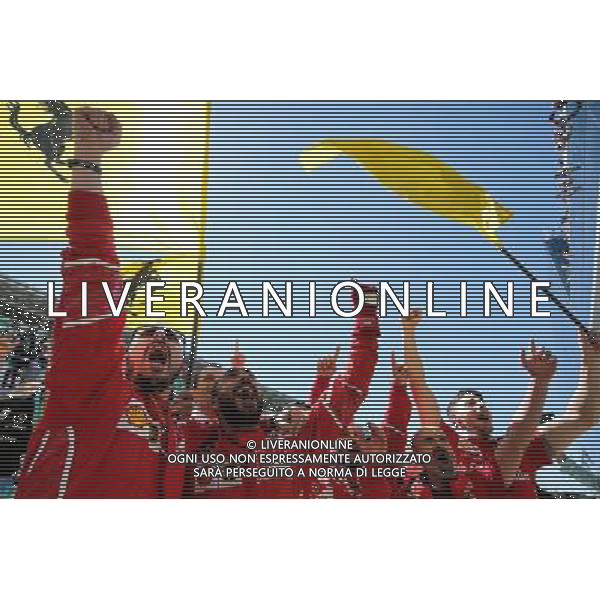 Ferrari celebrates at the podium. 12.11.2017. Formula 1 World Championship, Rd 19, Brazilian Grand Prix, Sao Paulo, Brazil, Race Day. AG ALDO LIVERANI SAS ONLY ITALY