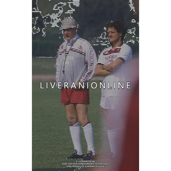 RETROSPETTINA NILS LIEDHOLM ALLENATORE NELLA FOTO NILS LIEDHOLM ALLENATORE MILAN CON FABIO CAPELLO AG ALDO LIVERANI SAS