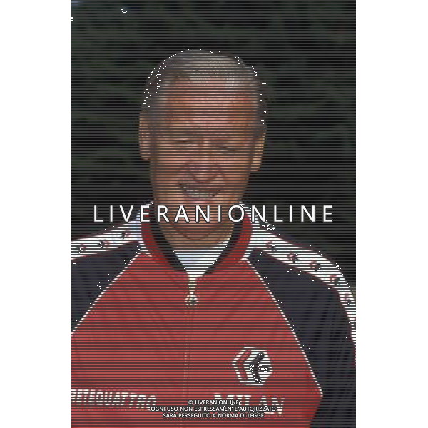 RETROSPETTINA NILS LIEDHOLM ALLENATORE NELLA FOTO NILS LIEDHOLM ALLENATORE MILAN AG ALDO LIVERANI SAS
