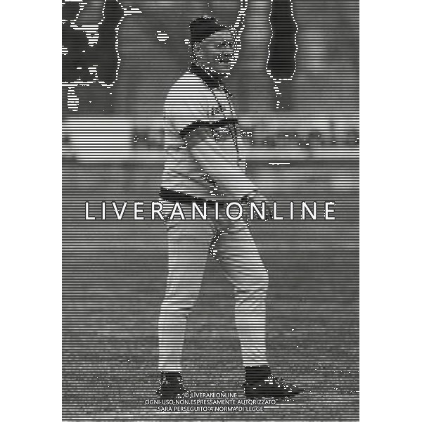 RETROSPETTINA NILS LIEDHOLM ALLENATORE NELLA FOTO NILS LIEDHOLM ALLENATORE ROMA AG ALDO LIVERANI SAS