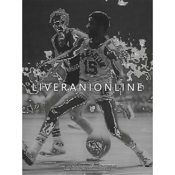 RETROSPETTIVA CHARLES YELVERTON BASKET NELLA FOTO CHARLES YELVERTON EMERSON VARESE AG ALDO LIVERANI SAS
