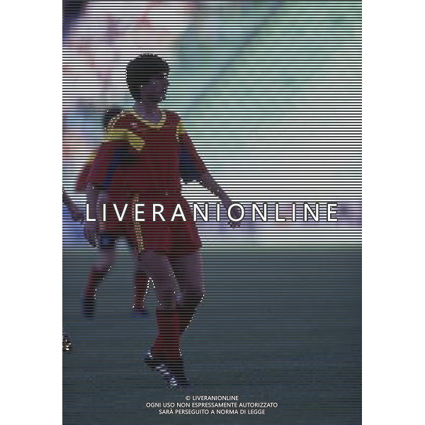 RETROSPETTIVA MARIO LACATUS CALCIATORE NELLA FOTO MARIO LACATUS CON LA MAGLIA DELLA NAZIONALE DELLA ROMANIA AG ALDO LIVERANI SAS