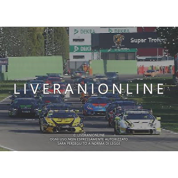 Finali Mondiali Lamborghini all\'Autodromo di Imola 16-19 novembre 2017 nella foto i vincitori Philipp Wlazik, Florian Scholze alla partenza ©Sanna / Agenzia ALDO LIVERANI SAS 