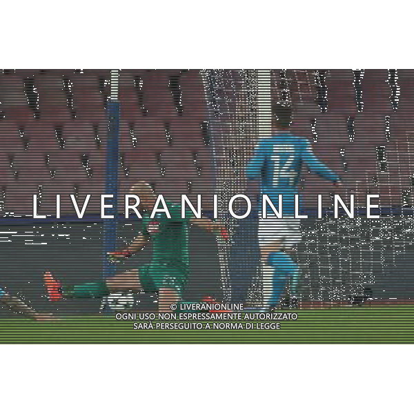NAPOLI - SHAKHTAR DONETSK CHAMPIONS LEAGUE 21 NOVEMBRE 2017 NELLA FOTO PEPE REINA IN PARATA ©MOSCA / AGENZIA ALDO LIVERANI SAS 