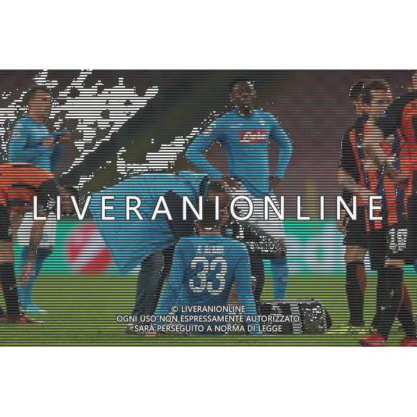 NAPOLI - SHAKHTAR DONETSK CHAMPIONS LEAGUE 21 NOVEMBRE 2017 NELLA FOTO ALBIOL A TERRA INFORTUNATO ©MOSCA / AGENZIA ALDO LIVERANI SAS 