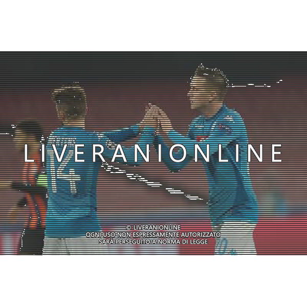 NAPOLI - SHAKHTAR DONETSK CHAMPIONS LEAGUE 21 NOVEMBRE 2017 NELLA FOTO ESULTANZA DI ZIELINSKI E DRIES MERTENS ©MOSCA / AGENZIA ALDO LIVERANI SAS 