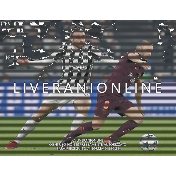 UEFA Champions League 2017/2018 Gruppo D Torino - 22.11.2017 Juventus-Barcellona Nella Foto:iniesta e andrea barzagli /Ph.Vitez-Ag. Aldo Liverani