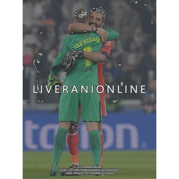 UEFA Champions League 2017/2018 Gruppo D Torino - 22.11.2017 Juventus-Barcellona Nella Foto:abbraccio buffon gianluigi e ter stegen a fine partita /Ph.Vitez-Ag. Aldo Liverani