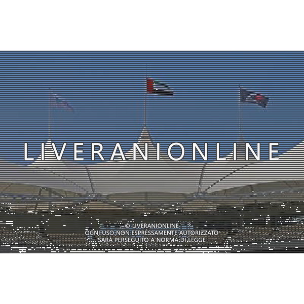Track atmosphere 23.11.2017. Formula 1 World Championship, Rd 20, Abu Dhabi Grand Prix, Yas Marina Circuit, Abu Dhabi, Preparation Day. / AGENZIA ALDO LIVERANI SAS - ITALY ONLY EDITORIAL USE ONLY - GP F1 Abu Dhabi Emirati Arabi Uniti - Preparation Day - 23/11/2017 