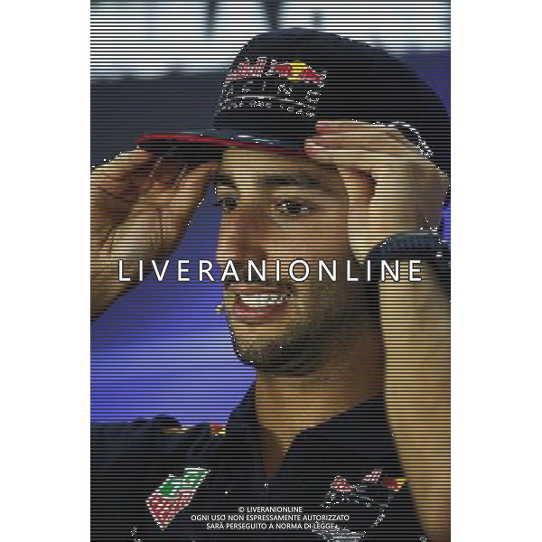 Daniel Ricciardo (AUS) Red Bull Racing in the FIA Press Conference. 23.11.2017. Formula 1 World Championship, Rd 20, Abu Dhabi Grand Prix, Yas Marina Circuit, Abu Dhabi, Preparation Day. / AGENZIA ALDO LIVERANI SAS - ITALY ONLY EDITORIAL USE ONLY - GP F1 Abu Dhabi Emirati Arabi Uniti - Preparation Day - 23/11/2017 