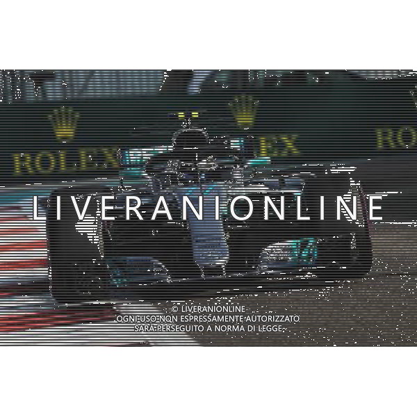 Valtteri Bottas (FIN) Mercedes AMG F1 W08. 24.11.2017. Formula 1 World Championship, Rd 20, Abu Dhabi Grand Prix, Yas Marina Circuit, Abu Dhabi, Practice Day. / AGENZIA ALDO LIVERANI SAS - ITALY ONLY EDITORIAL USE ONLY - GP F1 Abu Dhabi Emirati Arabi Uniti - Prove Libere - 24/11/2017 