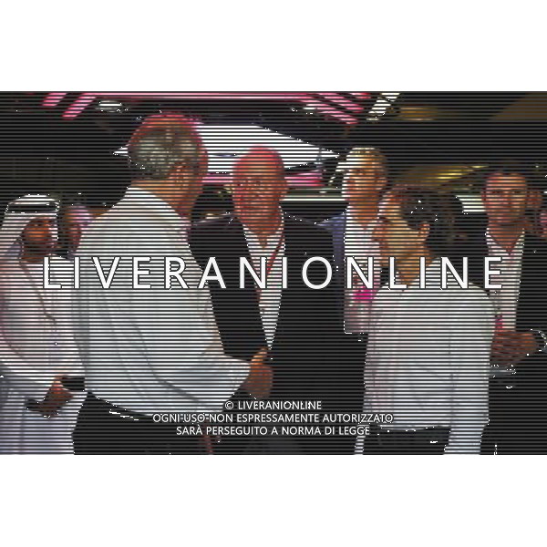 (L to R): Jerome Stoll (FRA) Renault Sport F1 President with Former Spanish King Juan Carlos and Alain Prost (FRA) Renault Sport F1 Team Special Advisor. 26.11.2017. Formula 1 World Championship, Rd 20, Abu Dhabi Grand Prix, Yas Marina Circuit, Abu Dhabi, Race Day. AG ALDO LIVERANI SAS ONLY ITALY