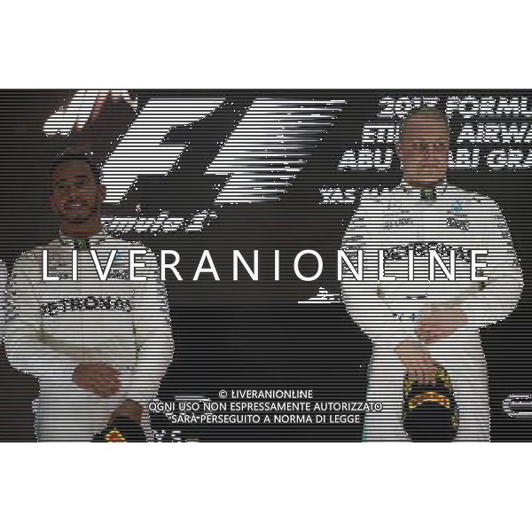 Lewis Hamilton (GBR) Mercedes AMG F1 W08 and Valtteri Bottas (FIN) Mercedes AMG F1 W08. 26.11.2017. Formula 1 World Championship, Rd 20, Abu Dhabi Grand Prix, Yas Marina Circuit, Abu Dhabi, Race Day. AG ALDO LIVERANI SAS ONLY ITALY