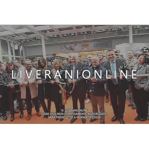 INAUGURAZIONE DEL MOTOR SHOW ALLA FIERA DI BOLOGNA 02 DICEMBRE 2017 NELLA FOTO TAGLIO DEL NASTRO CON GIORGIA PALMAS E GIAN LUCA GALLETTI © OPTIMAFOTO / AGENZIA ALDO LIVERANI SAS