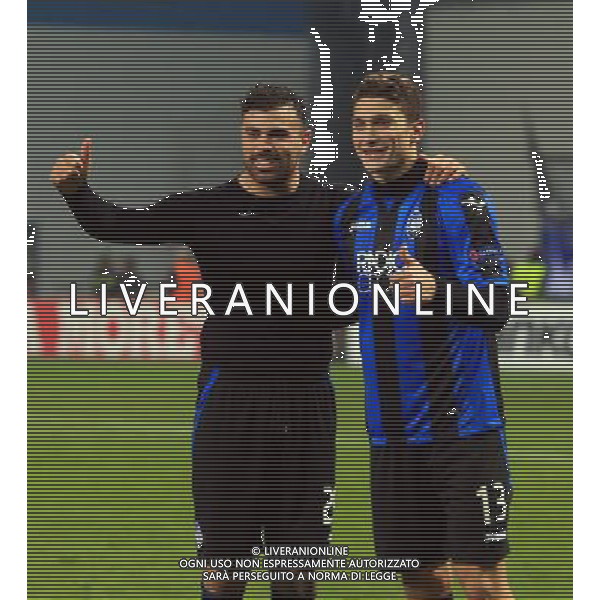 ATALANTA - LIONE UEFA EUROPA LEAGUE Reggio Emilia 07 Dicembre 2017 NELLA FOTO ESULTANZA DI ANDREA PETAGNA E MATTIA CALDARA A FINE GARA ©GS / AGENZIA ALDO LIVERANI SAS 