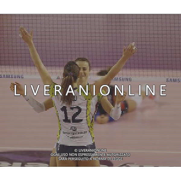MyCicero volley Pesaro - Il Bisonte Firenze 10/12/2017 nella foto: esultanza bisonte firenze ©Claudio Zamagni/Agenzia Aldo Liverani 