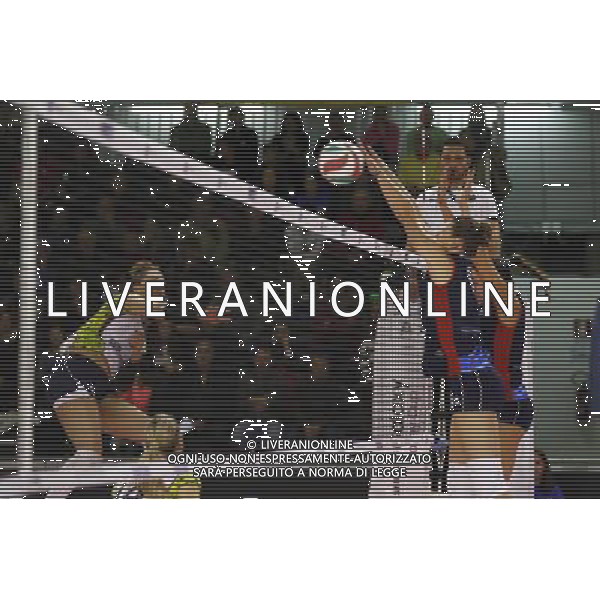 MyCicero volley Pesaro - Il Bisonte Firenze 10/12/2017 nella foto: muro della mycicero ©Claudio Zamagni/Agenzia Aldo Liverani 
