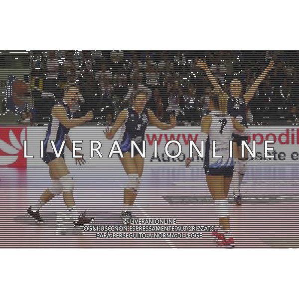 MyCicero volley Pesaro - Il Bisonte Firenze 10/12/2017 nella foto: esultanza pesaro ©Claudio Zamagni/Agenzia Aldo Liverani 