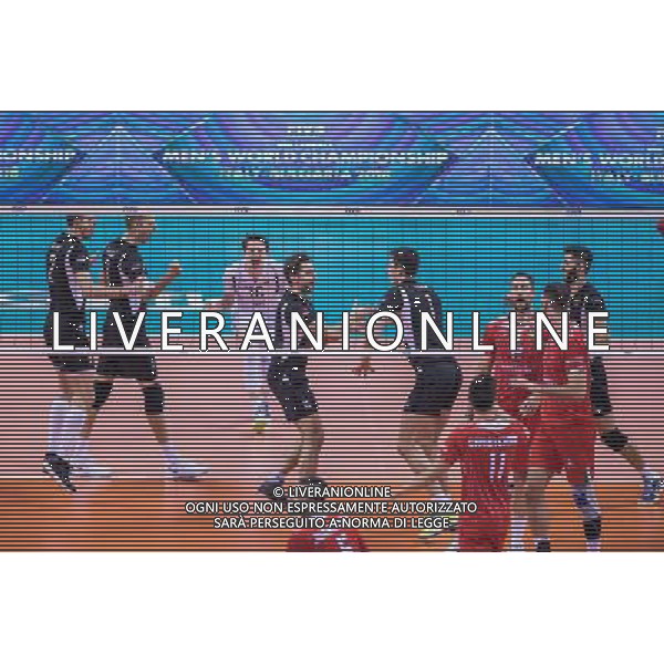 2017.12.16 KRAKOW FIVB KLUBOWE MISTRZOSTWA SWIATA W PILCE SIATKOWEJ MEZCZYZN CUCINE LUBE CIVITANOVA - PGE SKRA BELCHATOW NZ RADOSC SKRA FOT JAKUB GRUCA / FOKUSMEDIA.COM.PL / NEWSPIX.PL --- Newspix.pl *** Local Caption *** www.newspix.pl mail us: info@newspix.pl call us: 0048 022 23 22 222 --- Polish Picture Agency by Ringier Axel Springer Poland / AGENZIA ALDO LIVERANI SAS - ITALY ONLY - EDITORIAL USE ONLY - Lube Civitanova - PGE Skra Belchatow semifinale del Mondiale per Club 2017 di volley maschile a Cracovia 16 dicembre 2017 
