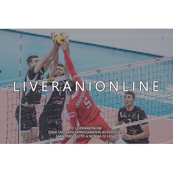 2017.12.16 KRAKOW FIVB KLUBOWE MISTRZOSTWA SWIATA W PILCE SIATKOWEJ MEZCZYZN CUCINE LUBE CIVITANOVA - PGE SKRA BELCHATOW NZ MARIUSZ WLAZLY KAROL KLOS FOT JAKUB GRUCA / FOKUSMEDIA.COM.PL / NEWSPIX.PL --- Newspix.pl *** Local Caption *** www.newspix.pl mail us: info@newspix.pl call us: 0048 022 23 22 222 --- Polish Picture Agency by Ringier Axel Springer Poland / AGENZIA ALDO LIVERANI SAS - ITALY ONLY - EDITORIAL USE ONLY - Lube Civitanova - PGE Skra Belchatow semifinale del Mondiale per Club 2017 di volley maschile a Cracovia 16 dicembre 2017 