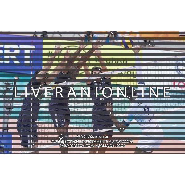 2017.12.16 KRAKOW FIVB KLUBOWE MISTRZOSTWA SWIATA W PILCE SIATKOWEJ MEZCZYZN SADA CRUZEIRO - ZENIT KAZAN NZ FILIPE FERRAZ FOT JAKUB GRUCA / FOKUSMEDIA.COM.PL / NEWSPIX.PL --- Newspix.pl *** Local Caption *** www.newspix.pl mail us: info@newspix.pl call us: 0048 022 23 22 222 --- Polish Picture Agency by Ringier Axel Springer Poland / AGENZIA ALDO LIVERANI SAS - ITALY ONLY - EDITORIAL USE ONLY - SADA CRUZEIRO - ZENIT KAZAN semifinale del Mondiale per Club 2017 di volley maschile a Cracovia 16 dicembre 2017 