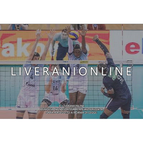 2017.12.16 KRAKOW FIVB KLUBOWE MISTRZOSTWA SWIATA W PILCE SIATKOWEJ MEZCZYZN SADA CRUZEIRO - ZENIT KAZAN NZ ARTEM VOLVICH WILFREDO LEON FOT JAKUB GRUCA / FOKUSMEDIA.COM.PL / NEWSPIX.PL --- Newspix.pl *** Local Caption *** www.newspix.pl mail us: info@newspix.pl call us: 0048 022 23 22 222 --- Polish Picture Agency by Ringier Axel Springer Poland / AGENZIA ALDO LIVERANI SAS - ITALY ONLY - EDITORIAL USE ONLY - SADA CRUZEIRO - ZENIT KAZAN semifinale del Mondiale per Club 2017 di volley maschile a Cracovia 16 dicembre 2017 