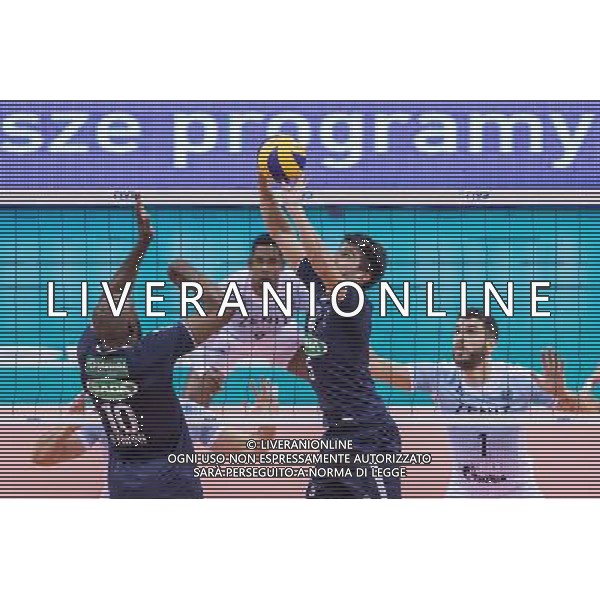 2017.12.16 KRAKOW FIVB KLUBOWE MISTRZOSTWA SWIATA W PILCE SIATKOWEJ MEZCZYZN SADA CRUZEIRO - ZENIT KAZAN NZ NICOLAS URIARTE FOT JAKUB GRUCA / FOKUSMEDIA.COM.PL / NEWSPIX.PL --- Newspix.pl *** Local Caption *** www.newspix.pl mail us: info@newspix.pl call us: 0048 022 23 22 222 --- Polish Picture Agency by Ringier Axel Springer Poland / AGENZIA ALDO LIVERANI SAS - ITALY ONLY - EDITORIAL USE ONLY - SADA CRUZEIRO - ZENIT KAZAN semifinale del Mondiale per Club 2017 di volley maschile a Cracovia 16 dicembre 2017 