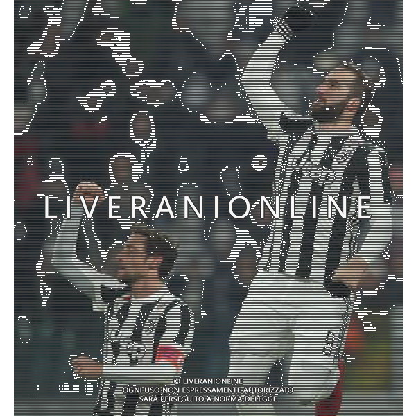 Coppa Italia TIM Cup 2017/2018 Ottavi di Finale Torino - 20.12.2017 Juventus-Genoa Nella Foto: esultanza di gonzalo higuain che festeggia a fine gara con claudio marchisio /Ph.Vitez-Ag. Aldo Liverani