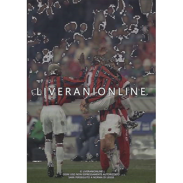 08-01-1998 MILANO-COPPA ITALIA TIM MILAN INTER 5-0 NELLA FOTO ABBRACCI GIOCATORI MILAN AG ALDO LIVERANI SAS